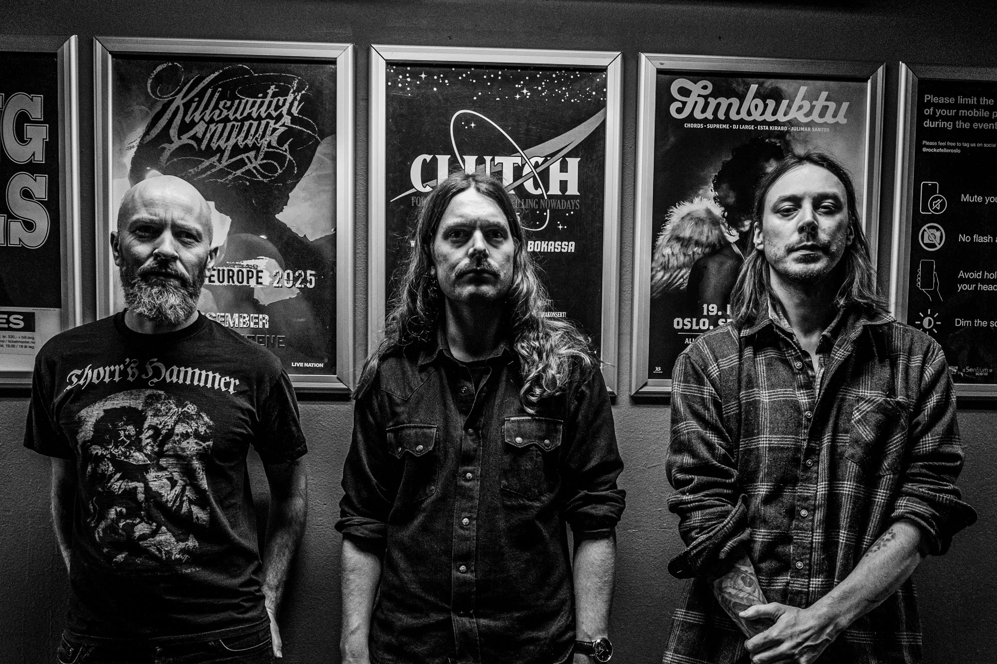 TRUE NORWEGIAN STONER ROCK BAND DRAKEN ANNOUNCE 3RD SINGLE Dark Essence Records Draken b/w band photo by Mats O. Bristol